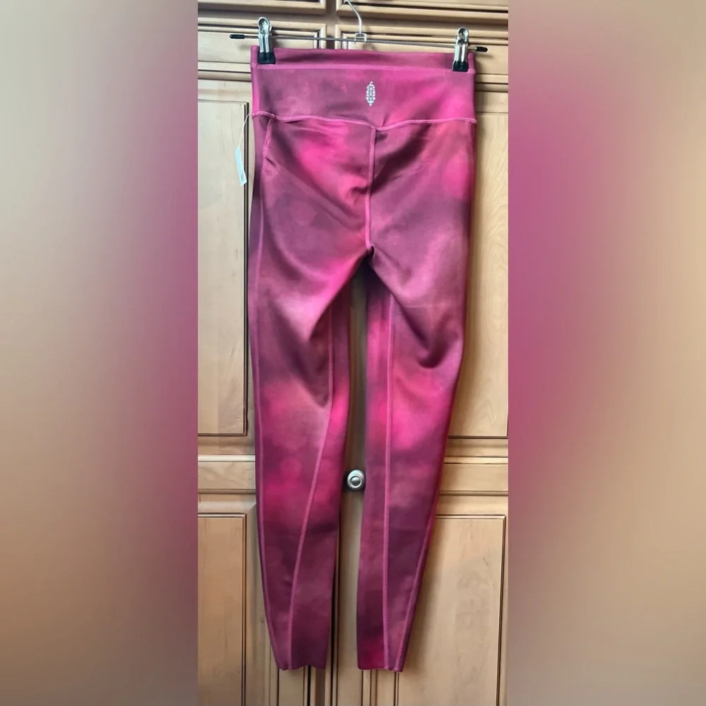 NWT Free People Beat The Heat Reversible Legging
